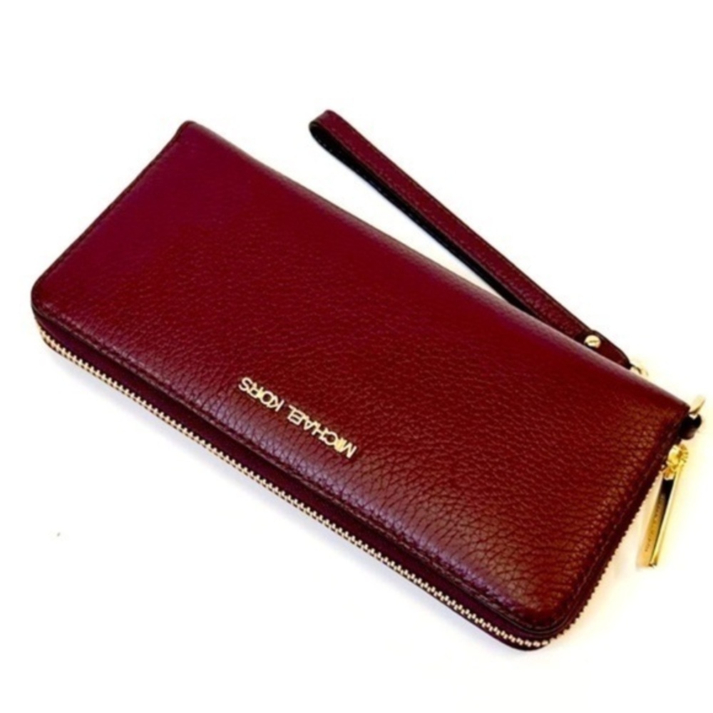 Michael Kors Jet Set Travel Wristlet Wallet Burgundy Pebbled Leather